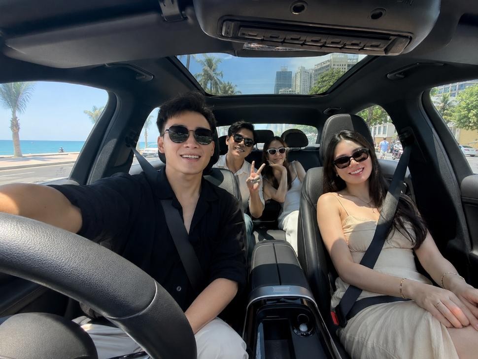 Thuê xe 4 chỗ đi Nha Trang giá rẻ, xe đời mới