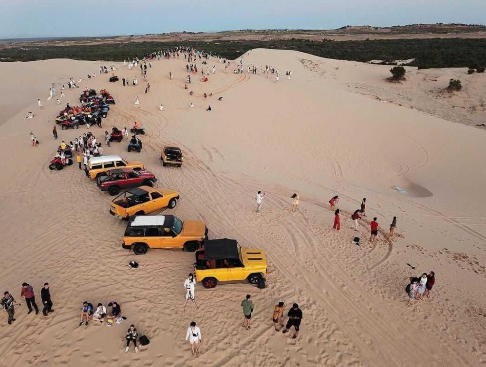 Thuê xe đi Mũi Né, Phan Thiết từ Sài Gòn – giá rẻ, xe đời mới